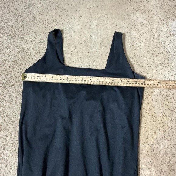 Old Navy Active Powersoft Exercise Dress Black Built-in Bra Shorts Medium 831911 - Picture 6 of 8